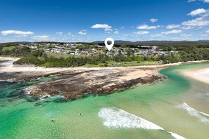 Beach nearby - Seaside Beach House (Dolphin Point)