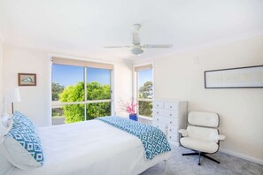 4 Schlafzimmer, Bügeleisen/Bügelbrett, WLAN