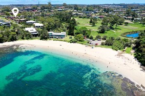 Beach nearby - Kelton Beach Haven (Mollymook)