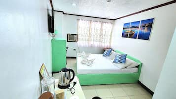 Quarto casal standard | Wi-Fi de cortesia, roupa de cama