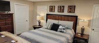 Apartment at the base of the Blue Ridge Mountains