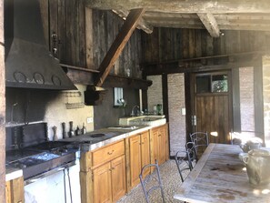 Restauration extérieure