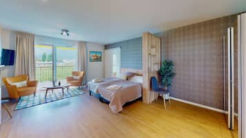 Comfort Stüdyo | 1 yatak odası, odada kasa, masa, dizüstü bilgisayar çalışma alanı