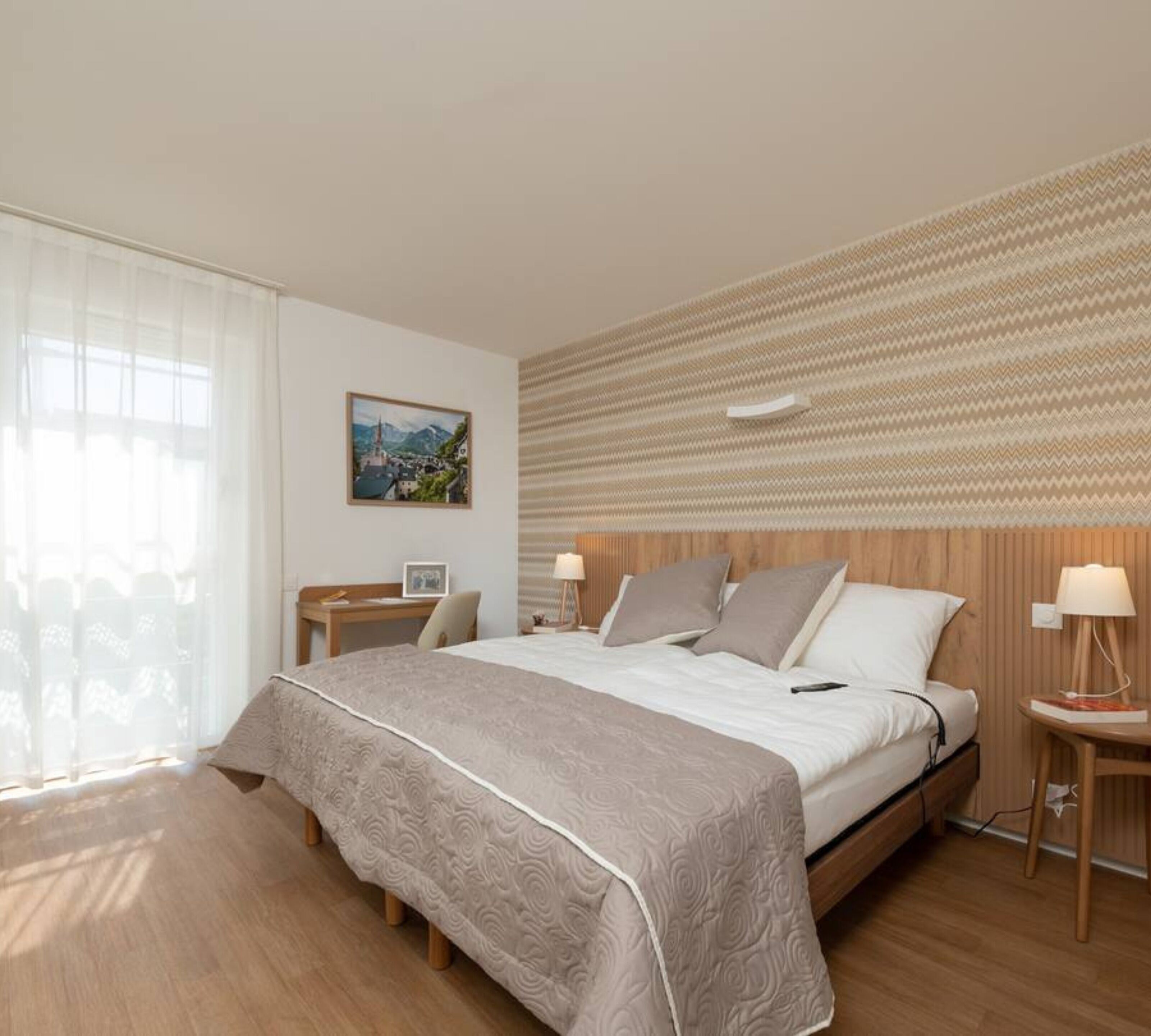 In-room safe, desk, laptop workspace, blackout drapes