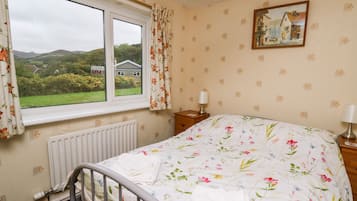 3 bedrooms, individually decorated, individually furnished, free WiFi