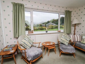 Living room - Llwynon (Aberystwyth)