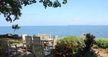Lovely Lakeside Chautauqua Cottage Rental