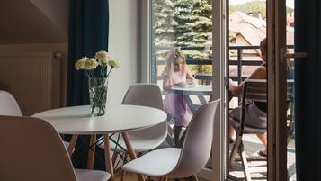 Classic Studio Suite | Iron/ironing board, free WiFi, bed sheets