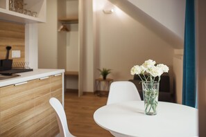 Suite estudio clásica | Tabla de planchar con plancha, wifi gratis, ropa de cama