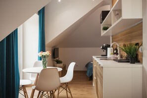 Classic Studio Suite | In-room dining - Dream Apart Szaron (Ustron)