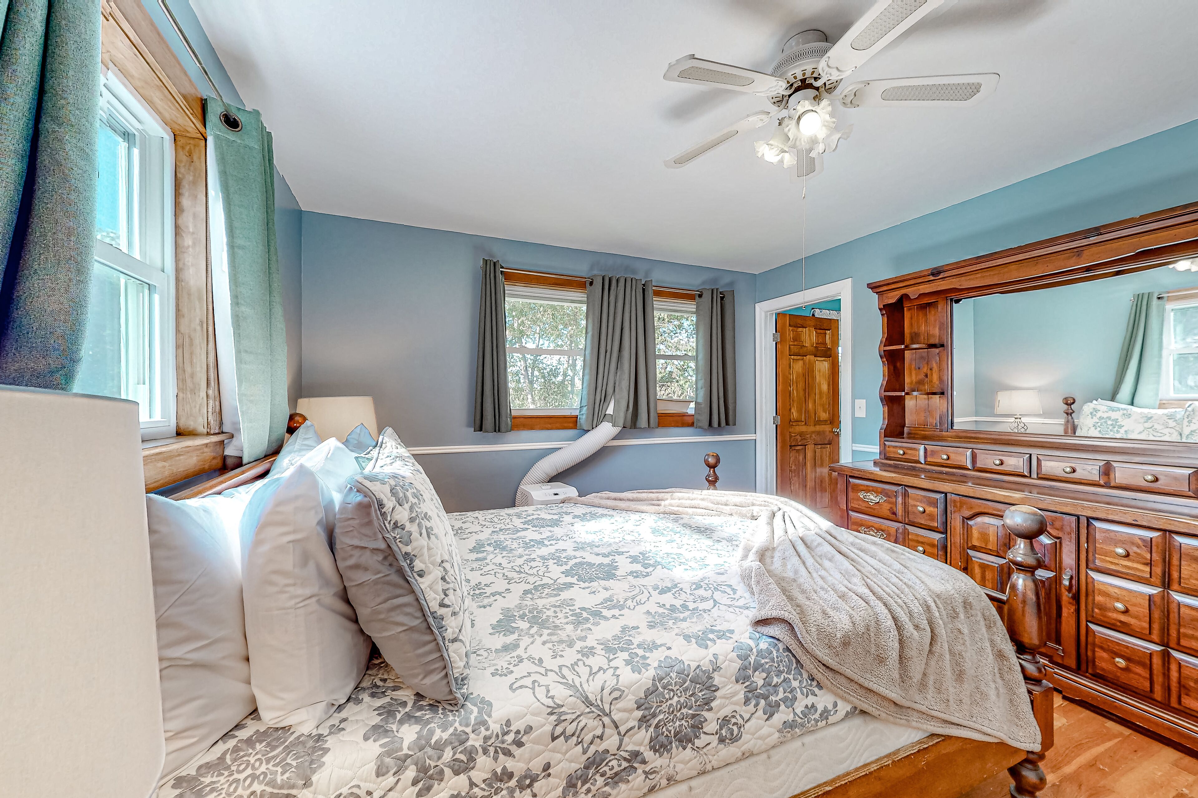 4 chambres, accès Internet, draps fournis