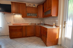 Family Studio | Private kitchen - Guest house Kočanija (Ilirska Bistrica)