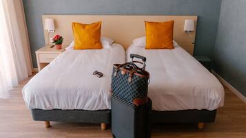 Superior Apartment | 1 bedroom, iron/ironing board, free WiFi