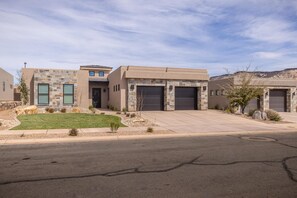 Hus - flere senge (Fairway to Heaven) | Udsigt fra overnatningsstedet