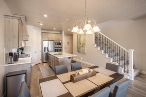 Casa, varias camas (A Green Escape at The Ledges) | Interior