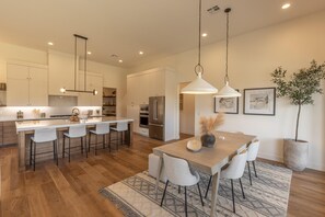 House, Multiple Beds (The 19th Hole at The Ledges) | Dining - The 19th Hole at The Ledges (St. George)
