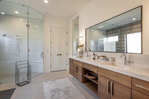 Bathroom - The 19th Hole at The Ledges (St. George)