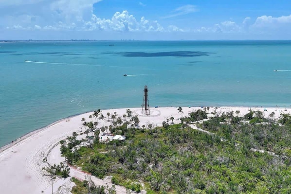 Beach - Villa Seaside Escape, Cape Coral, FLA · NO Pet Fee/FREE Htd Pool/Smart TVs/4 Kayaks/Bikes (Cape Coral)