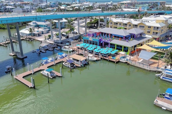 Marina - Villa Seaside Escape, Cape Coral, FLA · NO Pet Fee/FREE Htd Pool/Smart TVs/4 Kayaks/Bikes (Cape Coral)