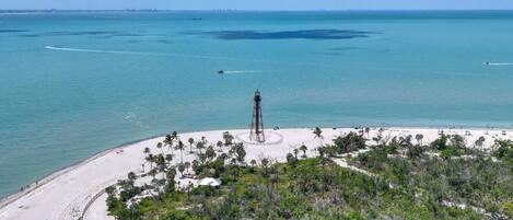 Liegestühle, Strandtücher