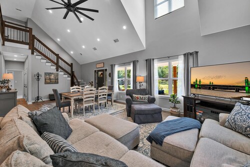 Florence Family Farmhouse Retreat