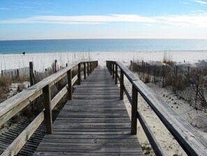 Beach nearby, sun loungers, beach towels