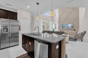 Interior - 5 Bedrooms/ 5 Bathrooms/ Storey Lake (4729 SH) (Kissimmee)