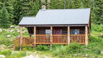 Cabane | Draps fournis