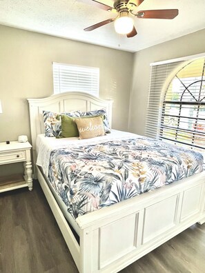 2 bedrooms, iron/ironing board, free WiFi, bed sheets