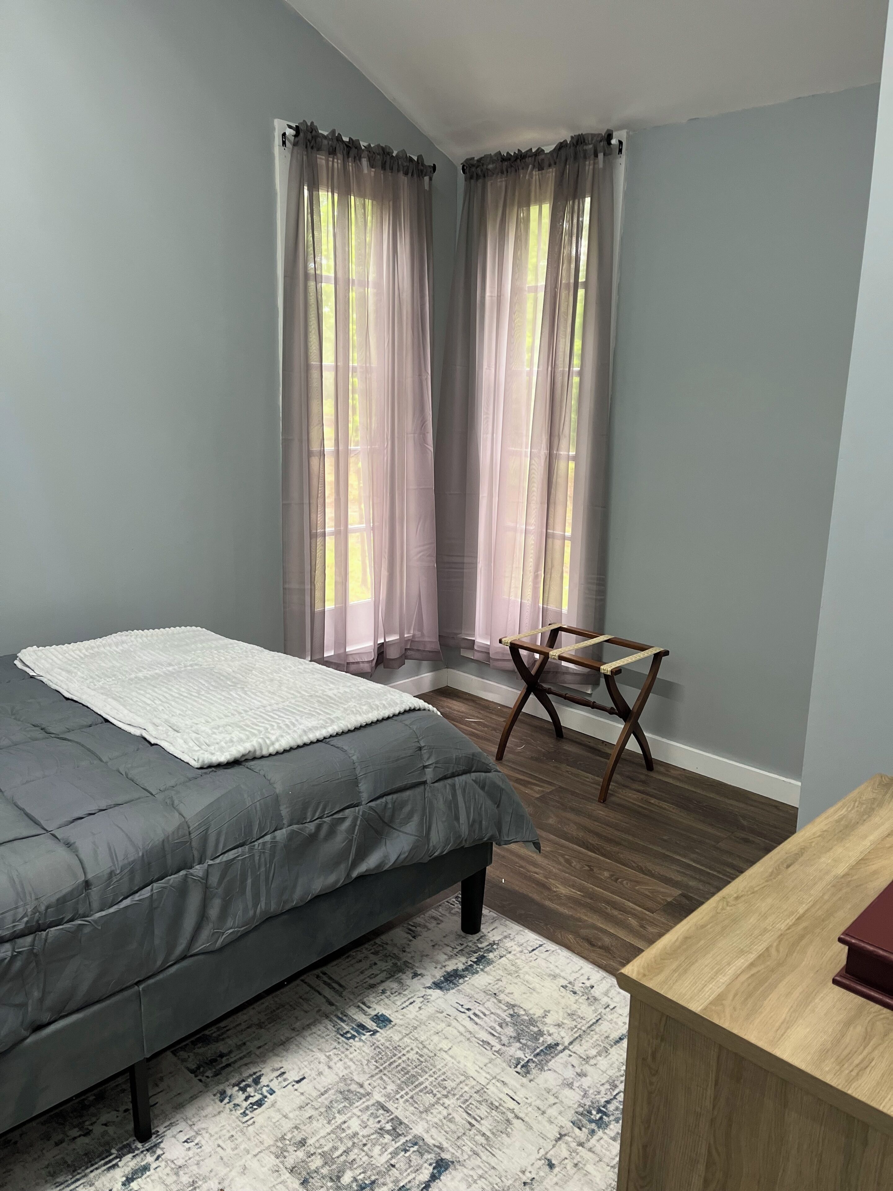 3 bedrooms, WiFi, bed sheets, wheelchair access