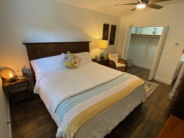 1 غرفة نوم ومكواة/لوح كي وواي فاي مجانًا وملاءات أسرّة