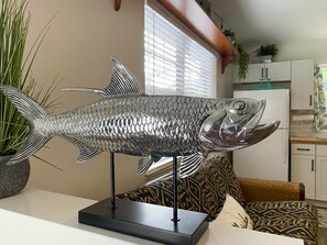 Interior - Spacious & refreshing, The Mango Cottage: Near the beach & all things S. FL! (Pompano Beach)