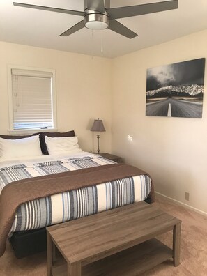 3 bedrooms, desk, iron/ironing board, free WiFi
