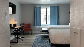 Standard Double Room | Living area