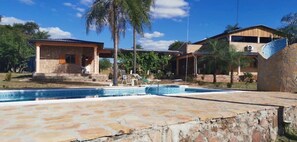 Outdoor pool - Charming little guest house in Paraguay close to the city (Caaguazu)