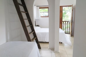Suíte Verde com Ar-condicionado | 高档床上用品、特色装修、特色家居、办公桌