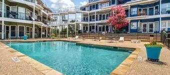 Spacious Condo located in Tanglewood Resort area at Lake Texoma Top Fishing