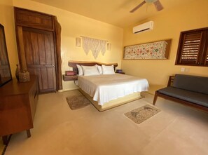 5 bedrooms, desk, iron/ironing board, free WiFi