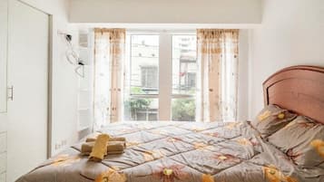 3 chambres, coffres-forts dans les chambres, bureau, Wi-Fi gratuit