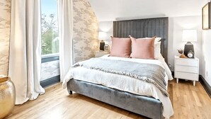 2 bedrooms, iron/ironing board, WiFi, bed sheets - Luxury Penthouse w/ Historic St. Augustine Views (St. Augustine)
