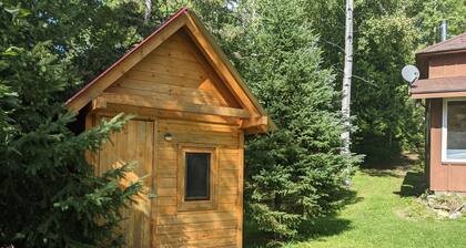 Beachfront Cottage, Incredibly Private, Nice Beach, Dock, Fishing