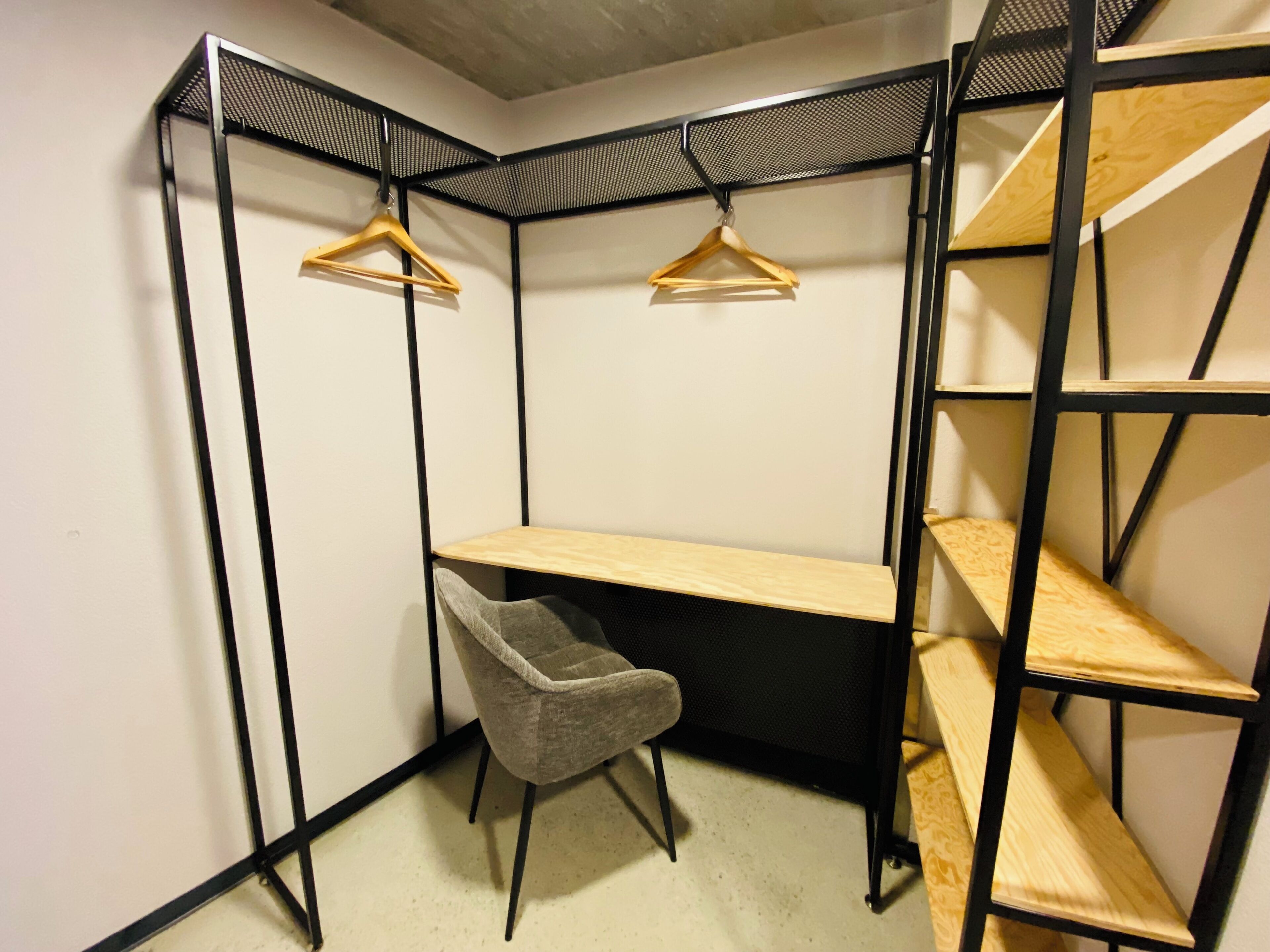 Photo - Peaky Riders Self Check-in Hotel