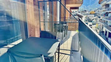 Tweepersoonskamer, balkon, uitzicht op vallei | Balkon