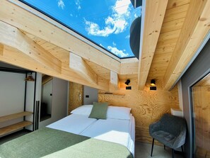 Double Room, Balcony, Mountain View | Soundproofing, free WiFi, bed sheets - Peaky Riders Self Check-in Hotel (Zermatt)
