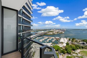 Ocean View One Bedroom Suite with King Bed ADA | Balcony view - The Elser Hotel Miami (Miami)