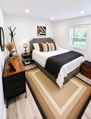 4 habitaciones, escritorio, tabla de planchar con plancha y wifi gratis 