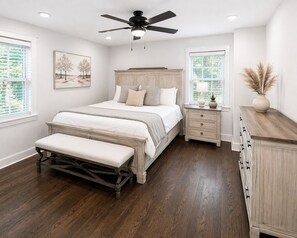 4 bedrooms, desk, iron/ironing board, free WiFi