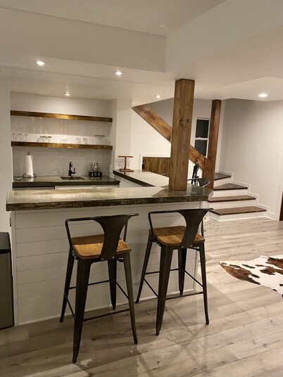 4 Bedroom Bungalow Minutes from Downtown Greenville