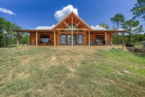 Exterior - Log Cabin with Million Dollar View! “The Time Out” Secluded property (tuskahoma)
