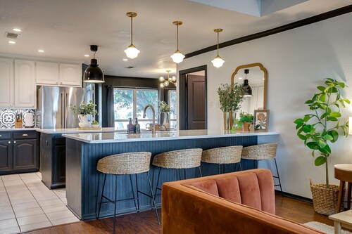 Spacious Group Retreat | 3 Kings | Sleeps 25